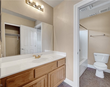 9468 Thatched Sunlight Court - Photo Thumbnail 40