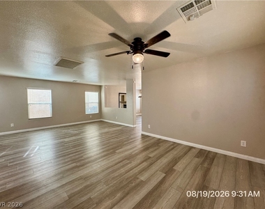5204 Iron Crossing Avenue - Photo Thumbnail 6