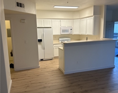 7143 S Durango Drive - Photo Thumbnail 6