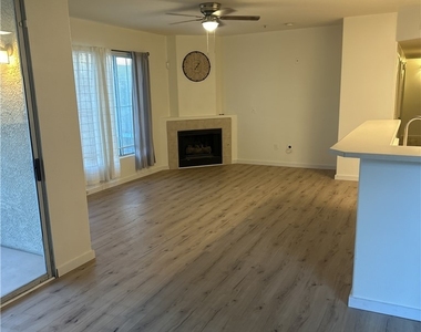 7143 S Durango Drive - Photo Thumbnail 3