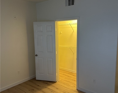 7143 S Durango Drive - Photo Thumbnail 16