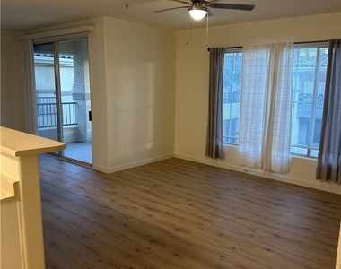 7143 S Durango Drive - Photo Thumbnail 8