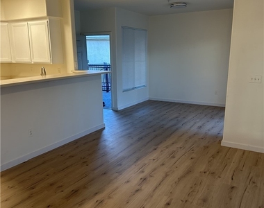 7143 S Durango Drive - Photo Thumbnail 5