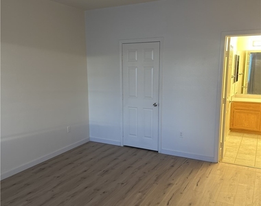 7143 S Durango Drive - Photo Thumbnail 26