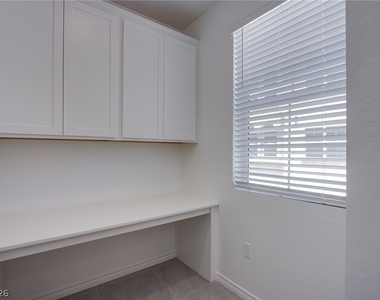 2555 Hampton Road - Photo Thumbnail 7