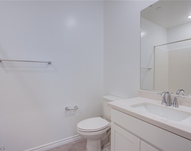 2555 Hampton Road - Photo Thumbnail 15