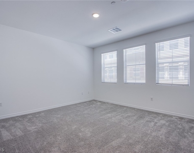 2555 Hampton Road - Photo Thumbnail 20