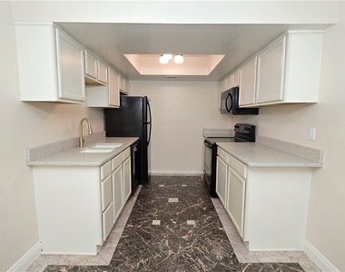 5262 Osman Court - Photo Thumbnail 4