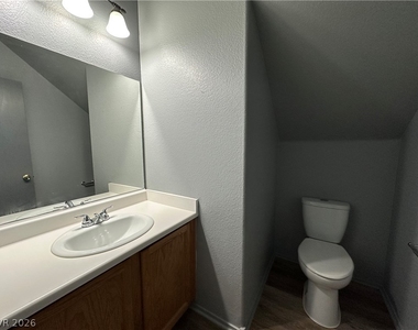 2562 Land Rush Drive - Photo Thumbnail 14