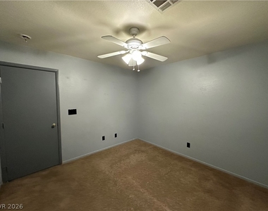 2562 Land Rush Drive - Photo Thumbnail 11