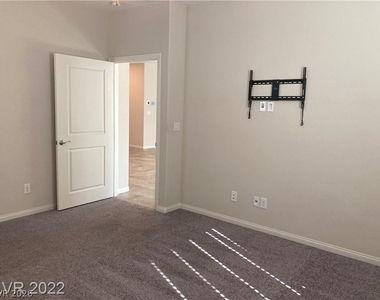 7914 Pearly Court - Photo Thumbnail 17