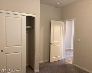 7914 Pearly Court - Photo Thumbnail 19