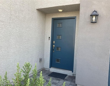 7914 Pearly Court - Photo Thumbnail 4