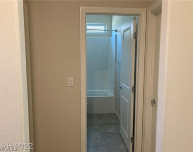 7914 Pearly Court - Photo Thumbnail 25
