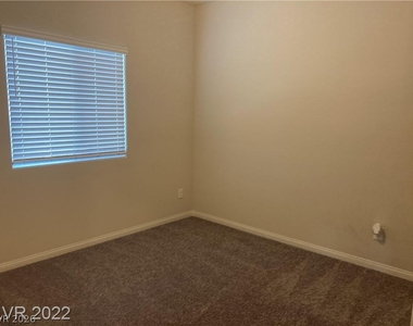 7914 Pearly Court - Photo Thumbnail 18
