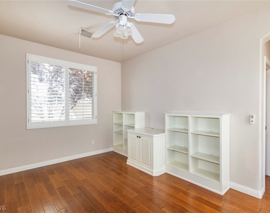 2215 Scarlet Rose Drive - Photo Thumbnail 30