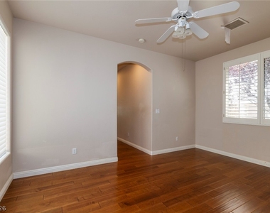 2215 Scarlet Rose Drive - Photo Thumbnail 31