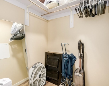 4575 Dean Martin Drive - Photo Thumbnail 19