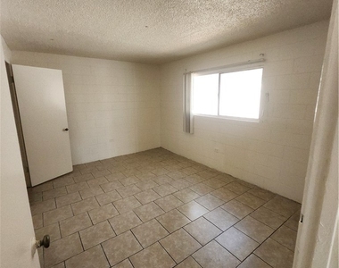 818 S 7th Street - Photo Thumbnail 6