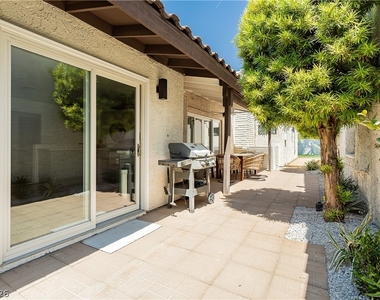 2117 Plaza Del Padre - Photo Thumbnail 7