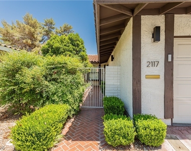 2117 Plaza Del Padre - Photo Thumbnail 2