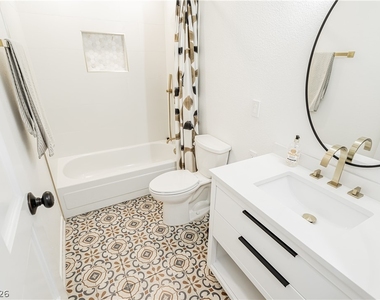 2117 Plaza Del Padre - Photo Thumbnail 50