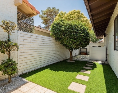 2117 Plaza Del Padre - Photo Thumbnail 6