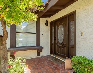 2117 Plaza Del Padre - Photo Thumbnail 4