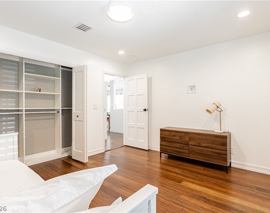2117 Plaza Del Padre - Photo Thumbnail 45