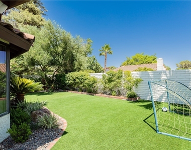 2117 Plaza Del Padre - Photo Thumbnail 12