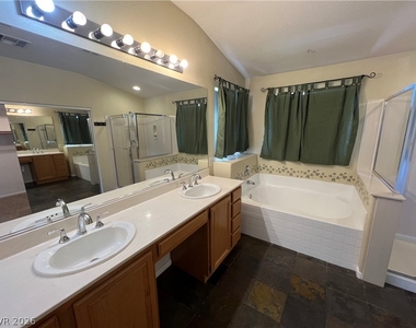 196 Golden Crown Avenue - Photo Thumbnail 13