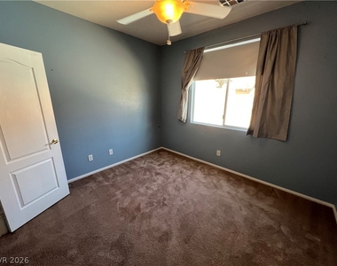 196 Golden Crown Avenue - Photo Thumbnail 15
