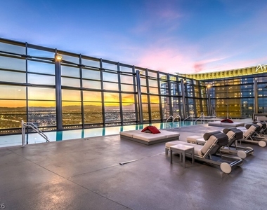 3726 Las Vegas Boulevard - Photo Thumbnail 33