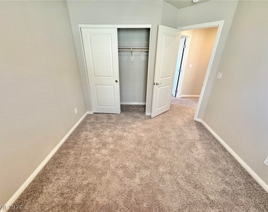 7020 Colonial Ranch Street - Photo Thumbnail 25
