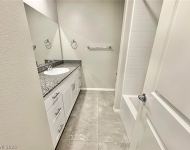 7020 Colonial Ranch Street - Photo Thumbnail 21