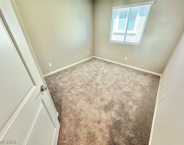 7020 Colonial Ranch Street - Photo Thumbnail 16