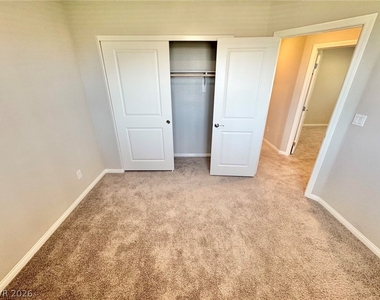7020 Colonial Ranch Street - Photo Thumbnail 31