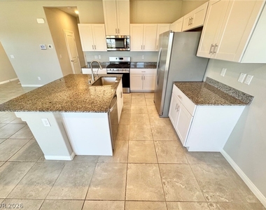 7020 Colonial Ranch Street - Photo Thumbnail 4