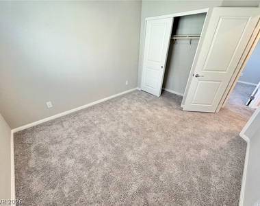 7020 Colonial Ranch Street - Photo Thumbnail 24