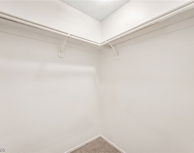 4656 Bumblebee Circle - Photo Thumbnail 9