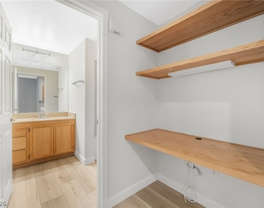 9975 Peace Way - Photo Thumbnail 9