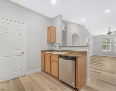 9975 Peace Way - Photo Thumbnail 7