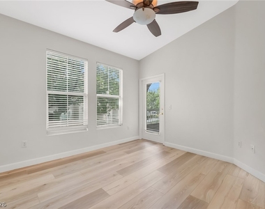 9975 Peace Way - Photo Thumbnail 4