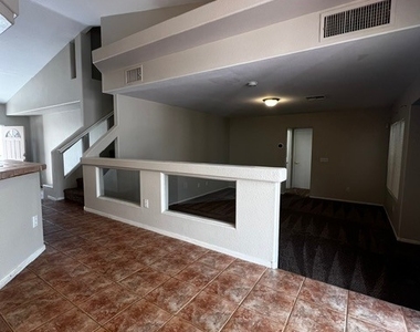 10046 Mesquite Fork Court - Photo Thumbnail 5