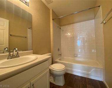 2836 Lone Cliff Drive - Photo Thumbnail 13