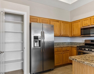 2305 Horizon Ridge - Photo Thumbnail 23