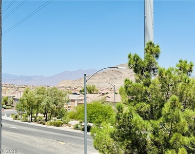 3504 Desert Cliff Street - Photo Thumbnail 14