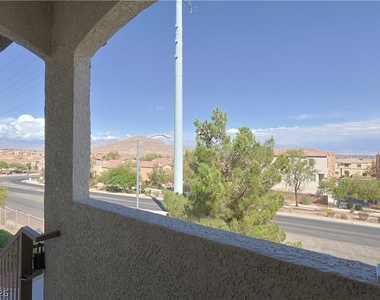 3504 Desert Cliff Street - Photo Thumbnail 24