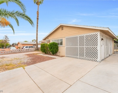 4301 Nolan Lane - Photo Thumbnail 3
