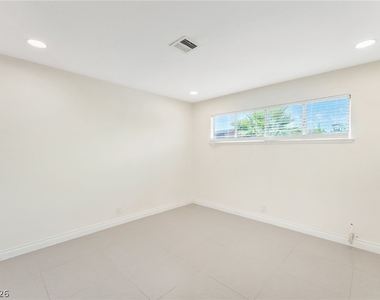 4301 Nolan Lane - Photo Thumbnail 19